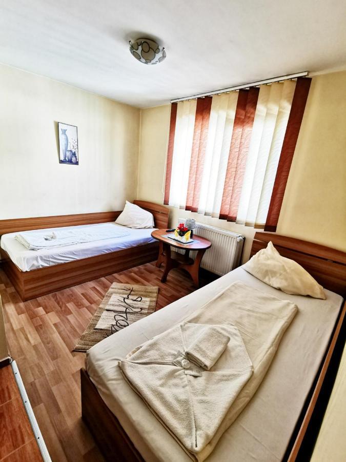 International Recola Motel Banesti Ngoại thất bức ảnh