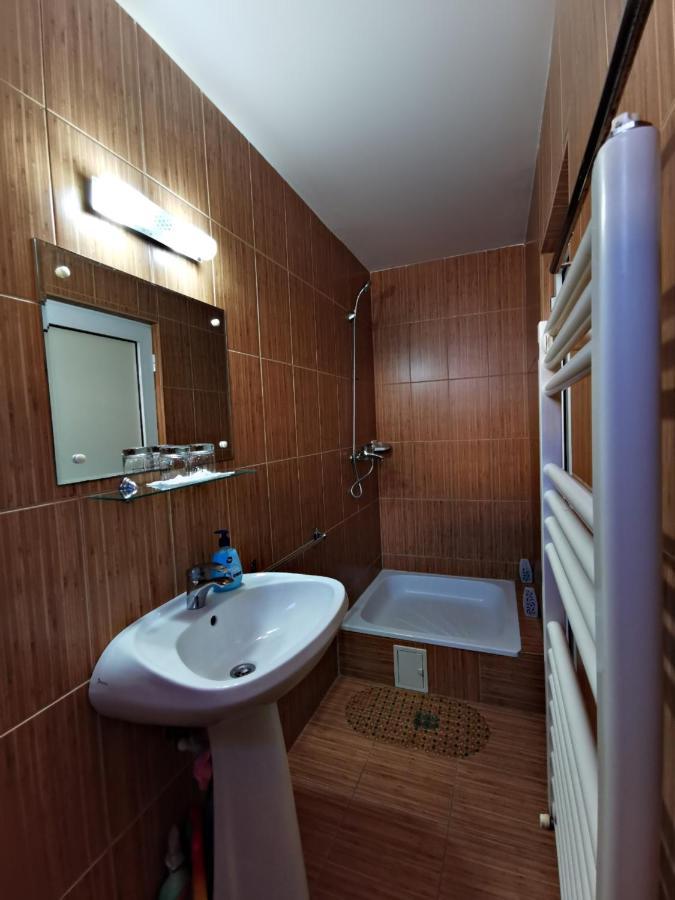 International Recola Motel Banesti Ngoại thất bức ảnh