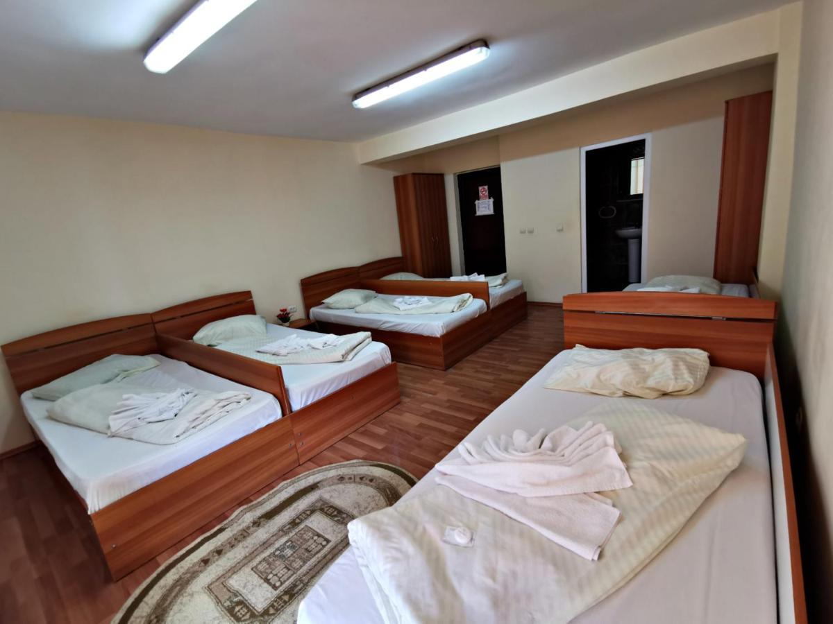 International Recola Motel Banesti Ngoại thất bức ảnh
