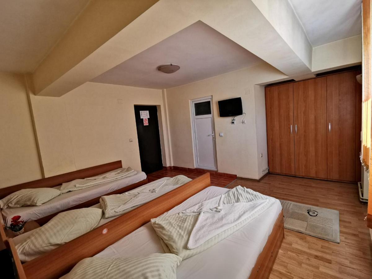 International Recola Motel Banesti Ngoại thất bức ảnh